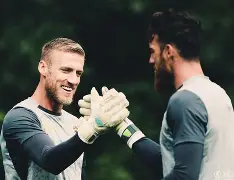 九游体育-明尼苏达森林狼发布备战花絮，转会期迎来里程碑，亚冠任务艰巨，控场能力受关注