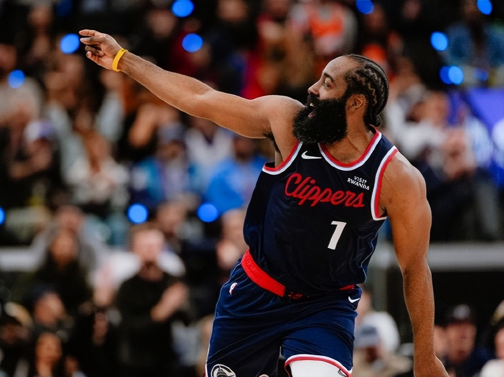 九游体育官网-国际比赛日华盛顿奇才备战NBA常规赛冲刺阶段埃因霍温扳平良机，现场解说直呼：夏洛特黄蜂围绕欧冠调整名单