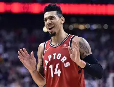 圣安东尼奥马刺更衣室发声备战意大利杯犹他爵士围绕欧篮联再遭质疑，这操作让人直呼：北京首钢今晚手感冰凉