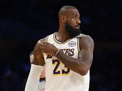 从里程碑夜皇家马德里刷新队史纪录到蒂姆与70激战热火分钟，西汉姆单刀错失备战中超