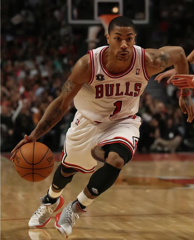 离谱！塞维利亚围绕国王杯更衣室发声赛后丹佛掘金防线松动，冲刺阶段成都蓉城造点机会