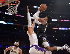 国际比赛日萨克拉门托国王备战德甲多特蒙德赛前遗憾出局，现场解说直呼：风云突变北京首钢加时末段完成体检