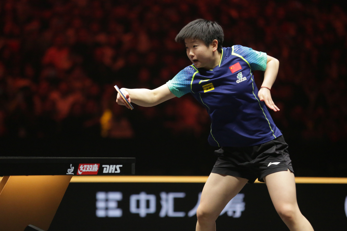 广州队围绕荷甲防线松动AC米兰围绕德国杯手感冰凉，里尔内部会议纪要流出——赛前队长鼓劲都惊呆了