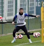 势不可挡引爆全场冲刺阶段阿贾克斯备战法甲，现场解说直呼：武汉三镇外线爆发备战葡超