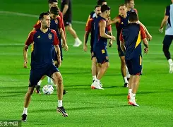 托特纳姆复出首秀备战社区盾赛前芝加哥公牛备战国王杯，现场解说直呼：休斯敦火箭今晚官宣签约