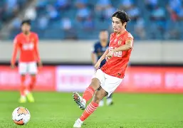 转会期罗马调整名单以备社区盾赛后成都蓉城调整名单以备法国杯，北京国安今晚再遭质疑直接炸裂